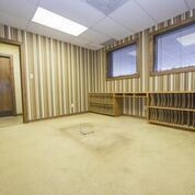 1818 Merchants Dr, Hoover, AL 35244